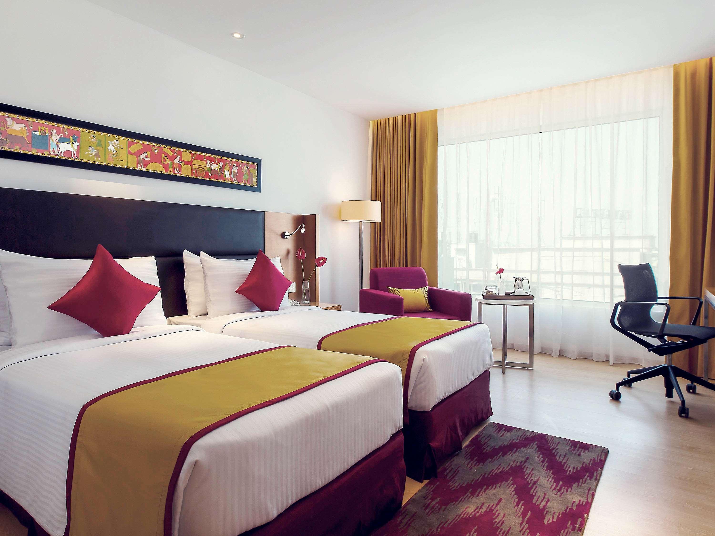 ميركيور حيدر أباد كي سي بي - فنادق أكور براند المظهر الخارجي الصورة A room at the hotel